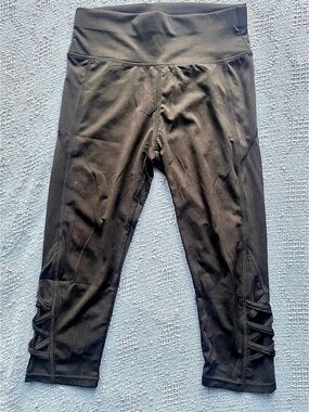 YUNA Classic Fashion Lace-Up Black Leggings Size Small/Medium